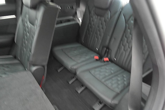 Kia Sorento 23 of 28