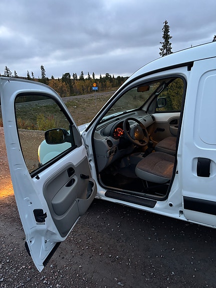 Renault Kangoo Express 13 of 14