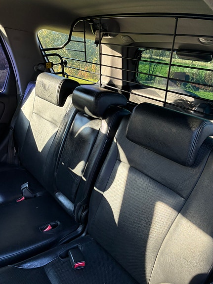 Honda CR-V 4 of 9