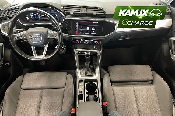 Audi Q3 9 of 21