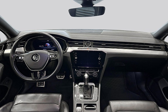 Volkswagen Passat Alltrack 7 of 20