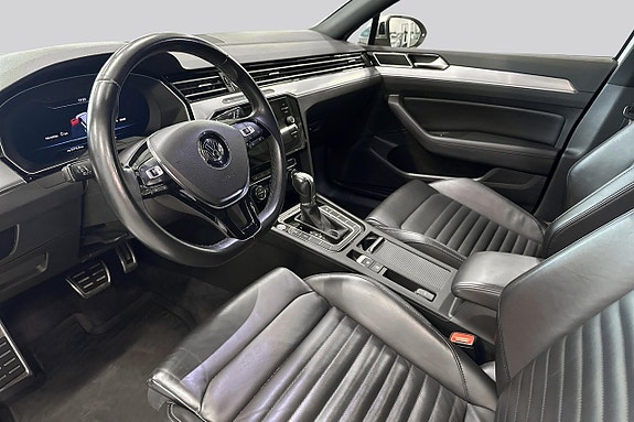 Volkswagen Passat Alltrack 8 of 20