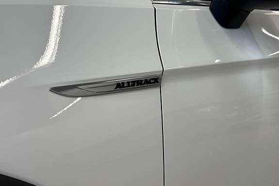 Volkswagen Passat Alltrack 19 of 20