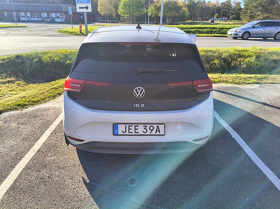 Volkswagen ID.3 3 of 4