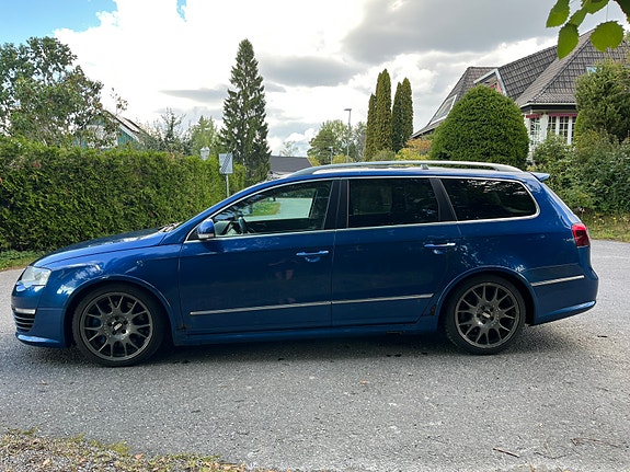 Volkswagen Passat 2 of 6