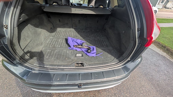 Volvo XC60 3 of 15