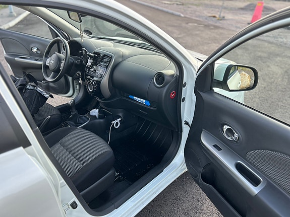 Nissan Micra 7 of 9