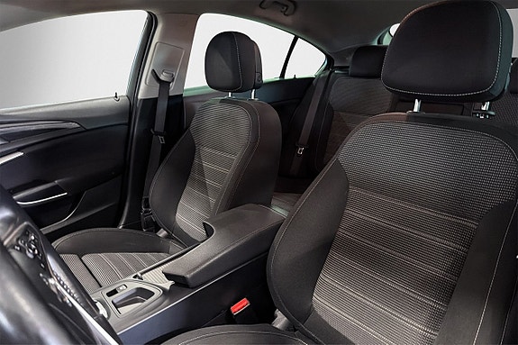Opel Insignia 10 of 18
