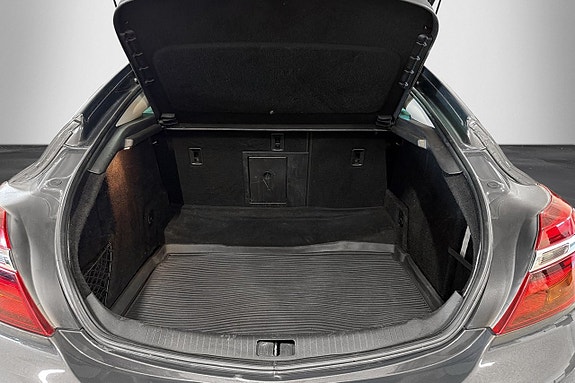 Opel Insignia 16 of 18