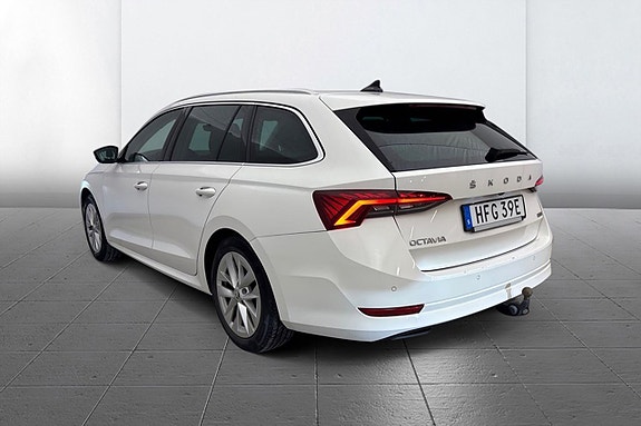 Skoda Octavia 3 of 8