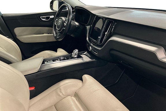 Volvo XC60 9 of 30
