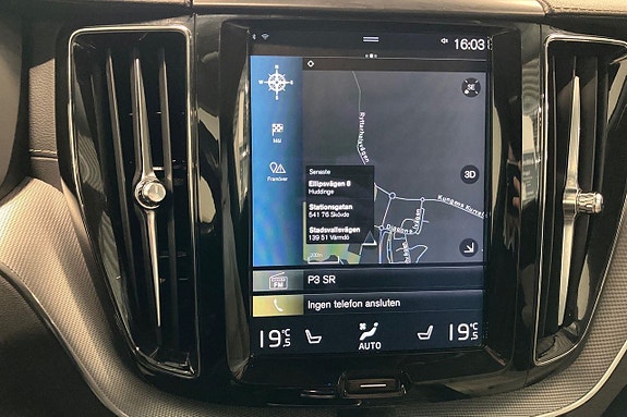 Volvo XC60 17 of 30