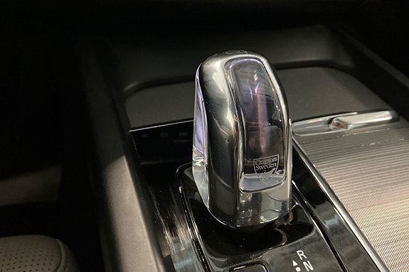 Volvo XC60 20 of 30