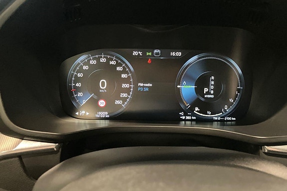 Volvo XC60 15 of 30