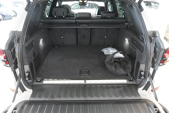 BMW X5 9 of 12