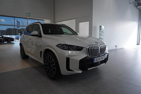 BMW X5 4 of 12