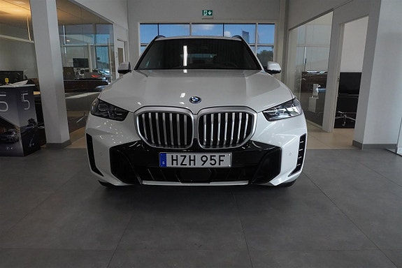 BMW X5 3 of 12