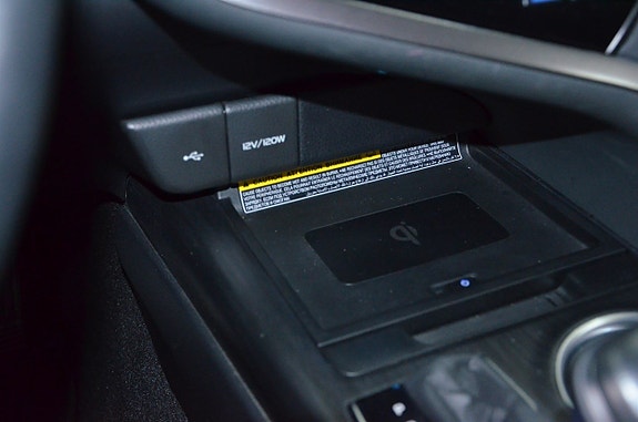 Toyota Camry 14 of 18
