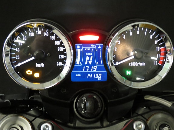 Kawasaki Z 900 RS SE 6 of 6