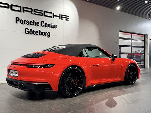 Porsche 911 Carrera 4 GTS 7 of 30