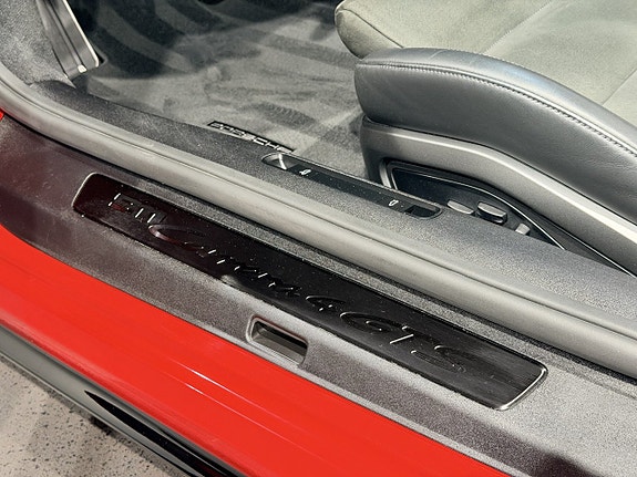 Porsche 911 Carrera 4 GTS 26 of 30