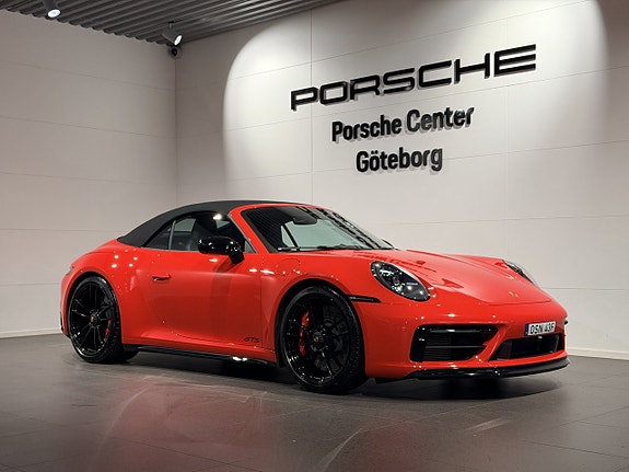 Porsche 911 Carrera 4 GTS 5 of 30
