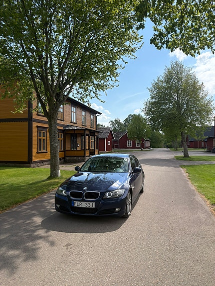BMW 320d 10 of 11