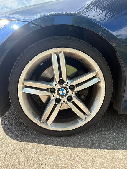 BMW 320d 11 of 11