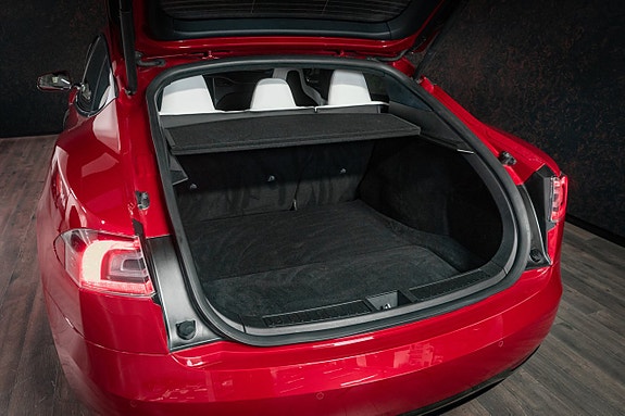 Tesla Model S 12 of 27