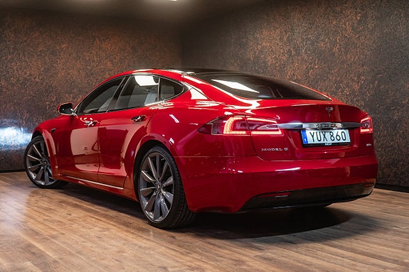 Tesla Model S 6 of 27