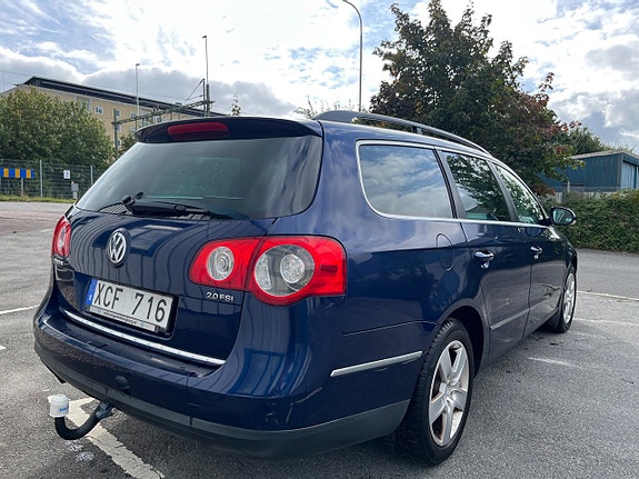 Volkswagen Passat 5 of 13