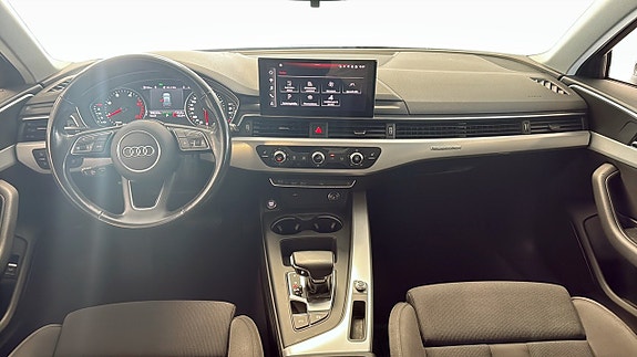 Audi A4 10 of 16