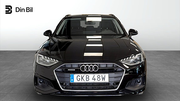 Audi A4 4 of 16