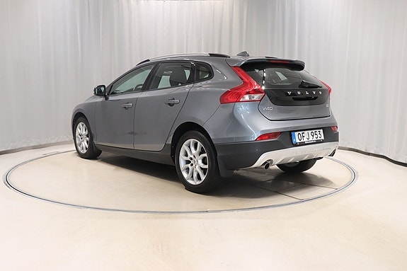 Volvo V40 Cross Country 6 of 10