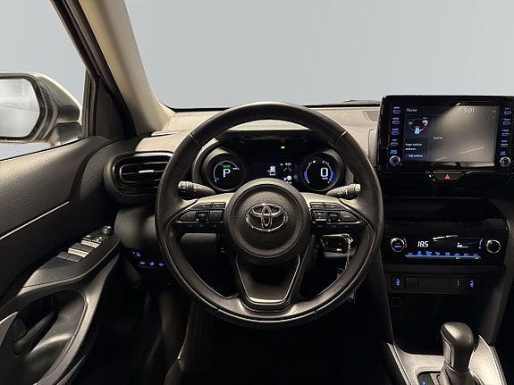 Toyota Yaris Cross 9 of 13