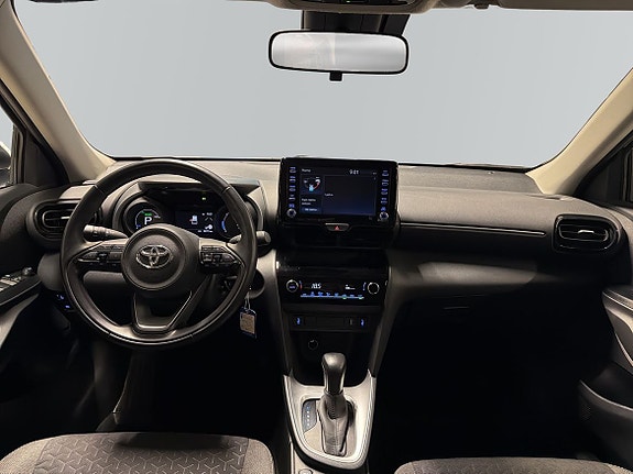 Toyota Yaris Cross 8 of 13