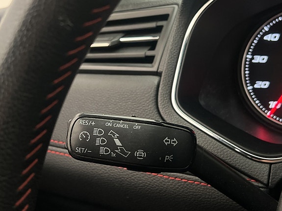 Seat Arona 16 of 30