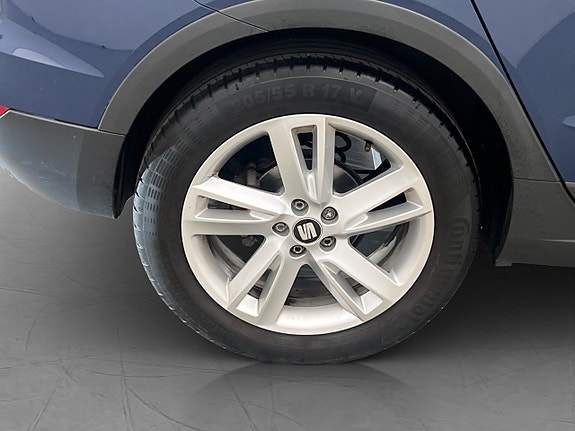 Seat Arona 29 of 30