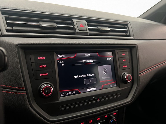 Seat Arona 21 of 30