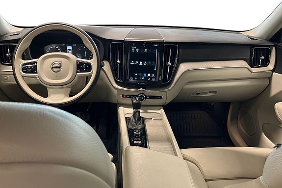 Volvo XC60 13 of 29
