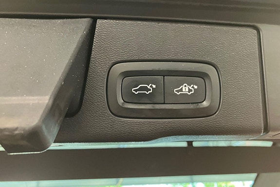Volvo XC60 22 of 29