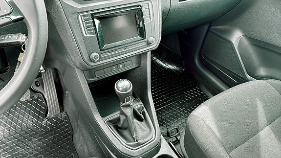 Volkswagen Caddy 9 of 13