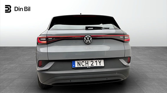 Volkswagen ID.4 5 of 12