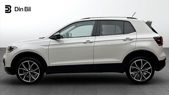 Volkswagen T-Cross 2 of 12