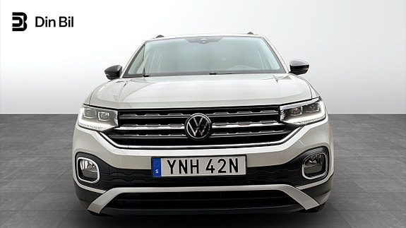 Volkswagen T-Cross 4 of 12