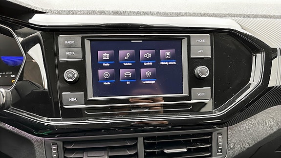 Volkswagen T-Cross 9 of 12
