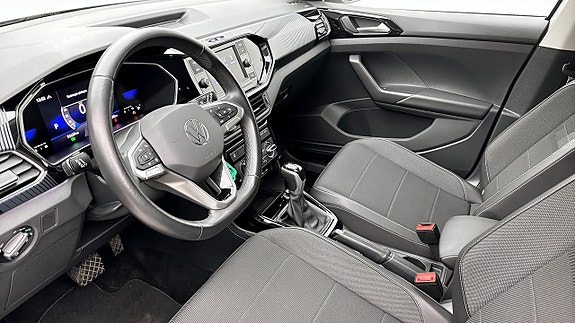 Volkswagen T-Cross 7 of 12