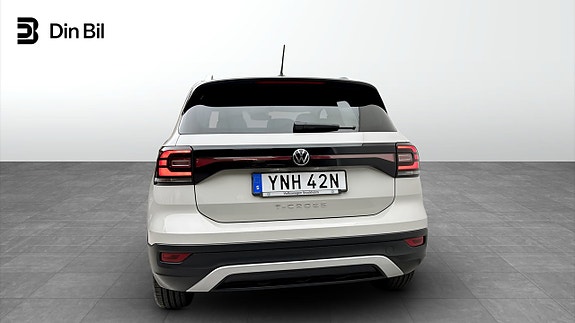 Volkswagen T-Cross 5 of 12