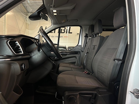 Ford Custom Tourneo 12 of 30
