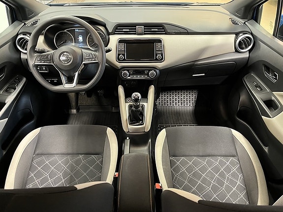 Nissan Micra 10 of 15